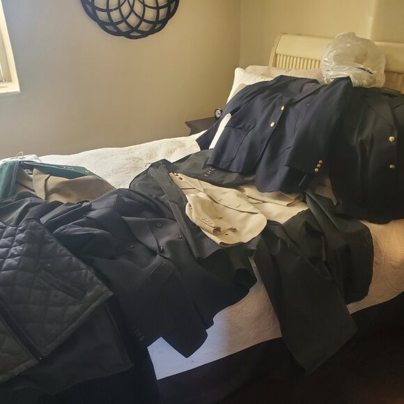 Men's dress clothes - Picture 9 of 16